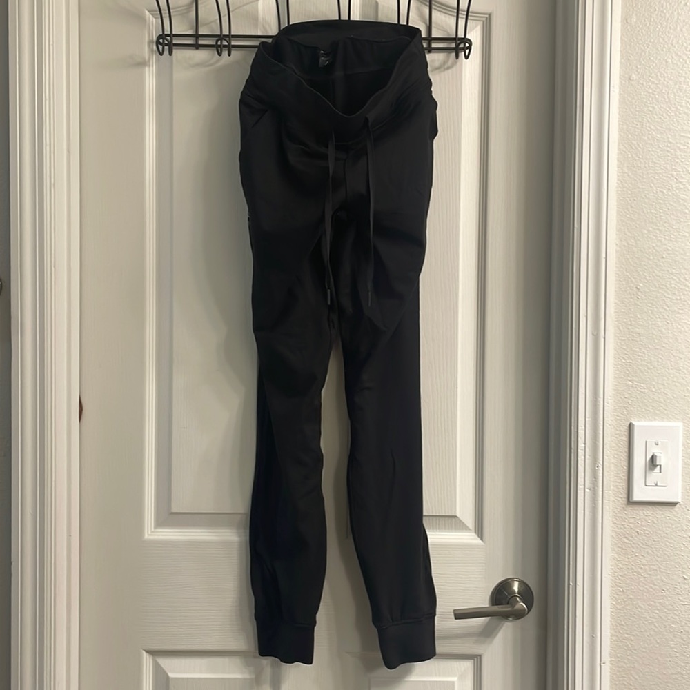 Balance Athletica Medium Midnight Jogger